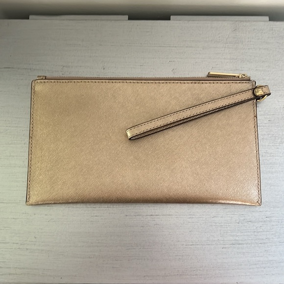 Michael Kors Wristlet - Picture 2 of 7
